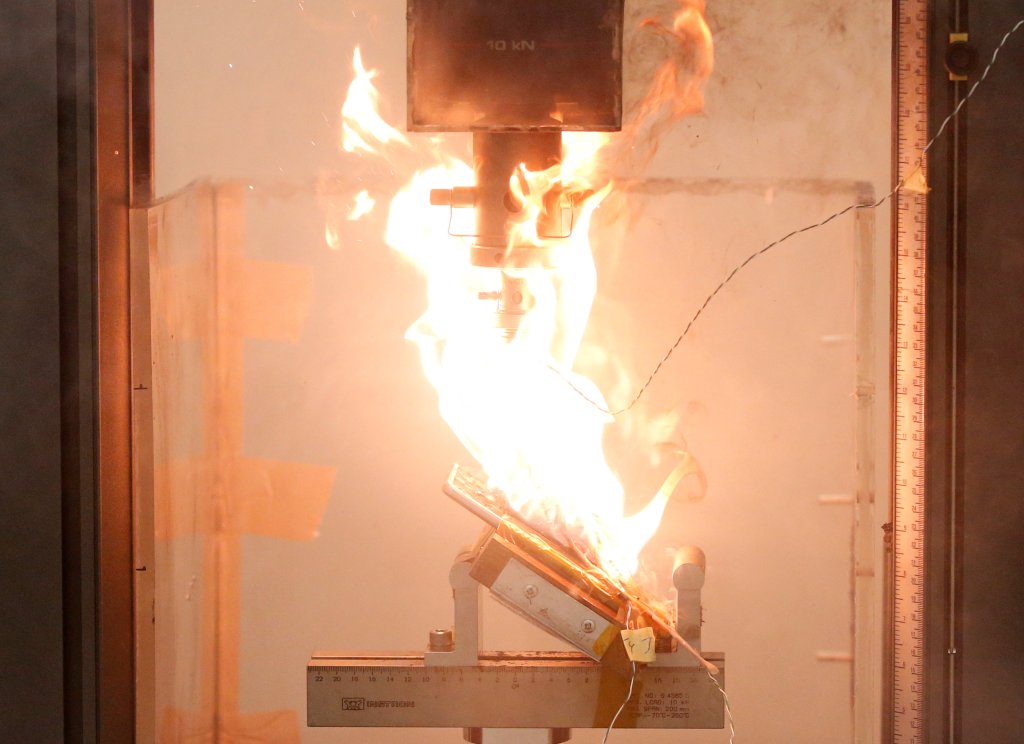 Samsung Note 7 phone that catch fire during a pressure test.